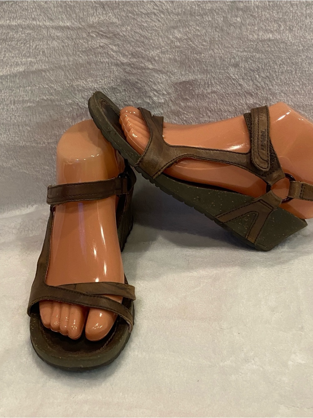 Teva Cabrillo Strappy Gorpcore Brown Leather Wedges Sandals Shoes Size 7 VGC